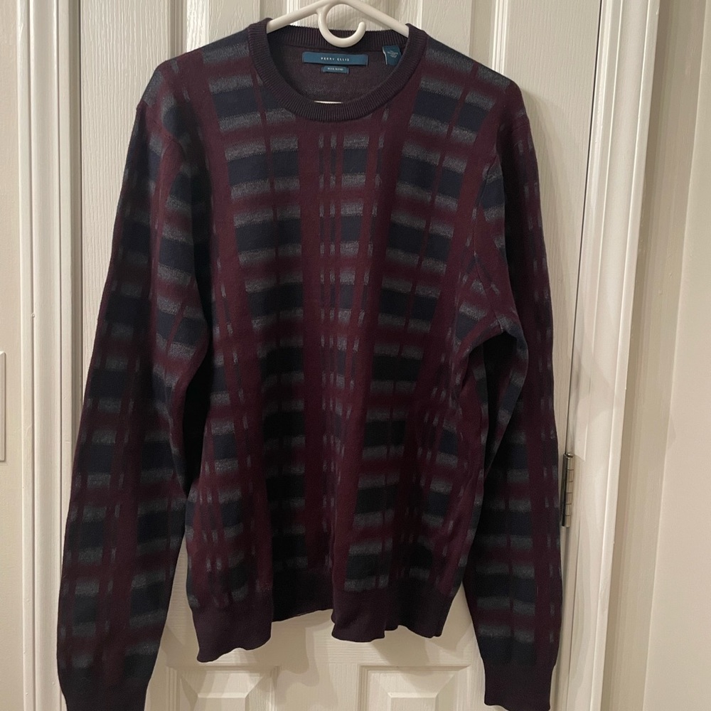 Perry Ellis Navy & Burgundy Wool Sweater - SzXL